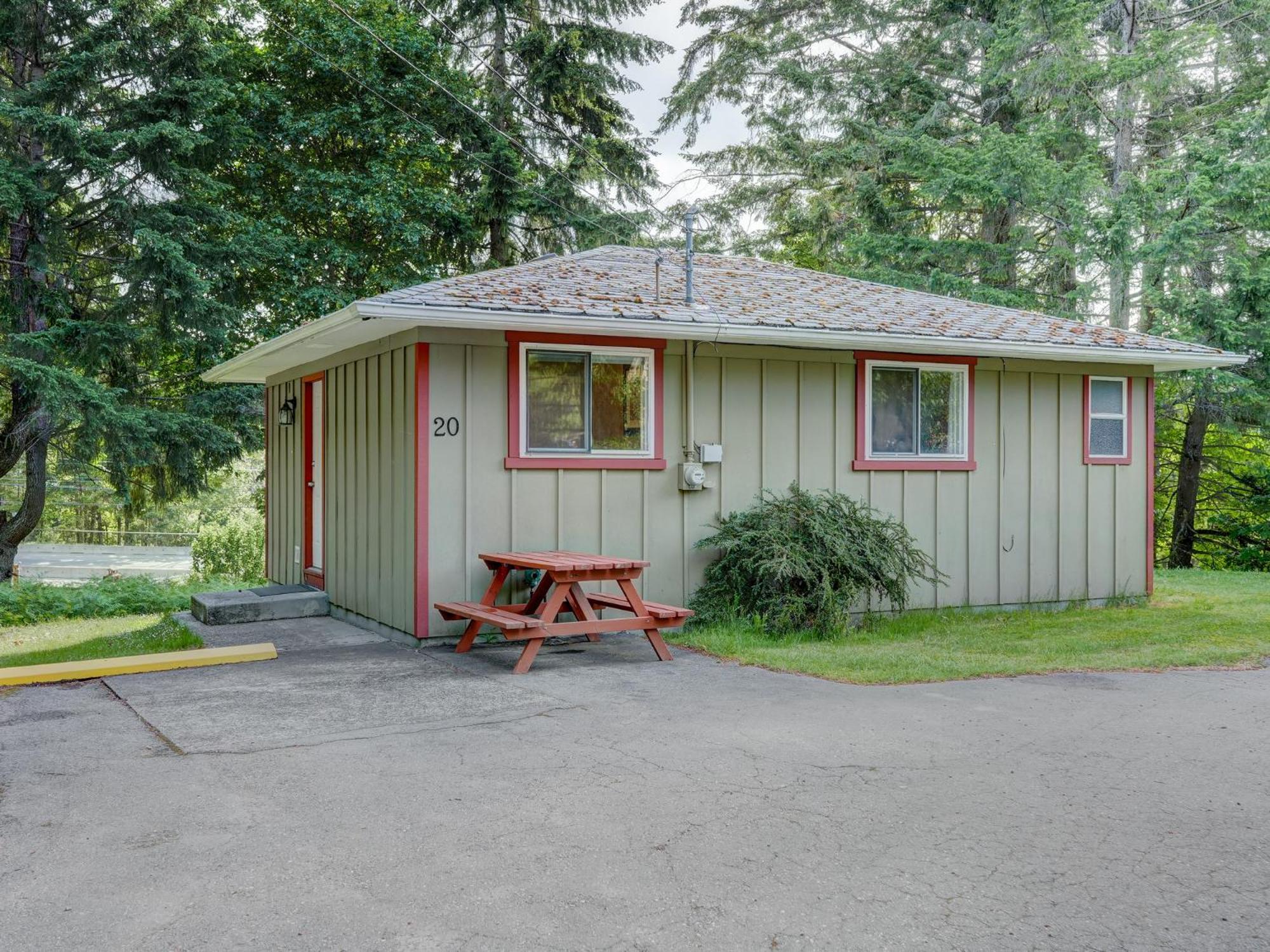 马拉哈特简易别墅汽车旅馆 Malahat 外观 照片