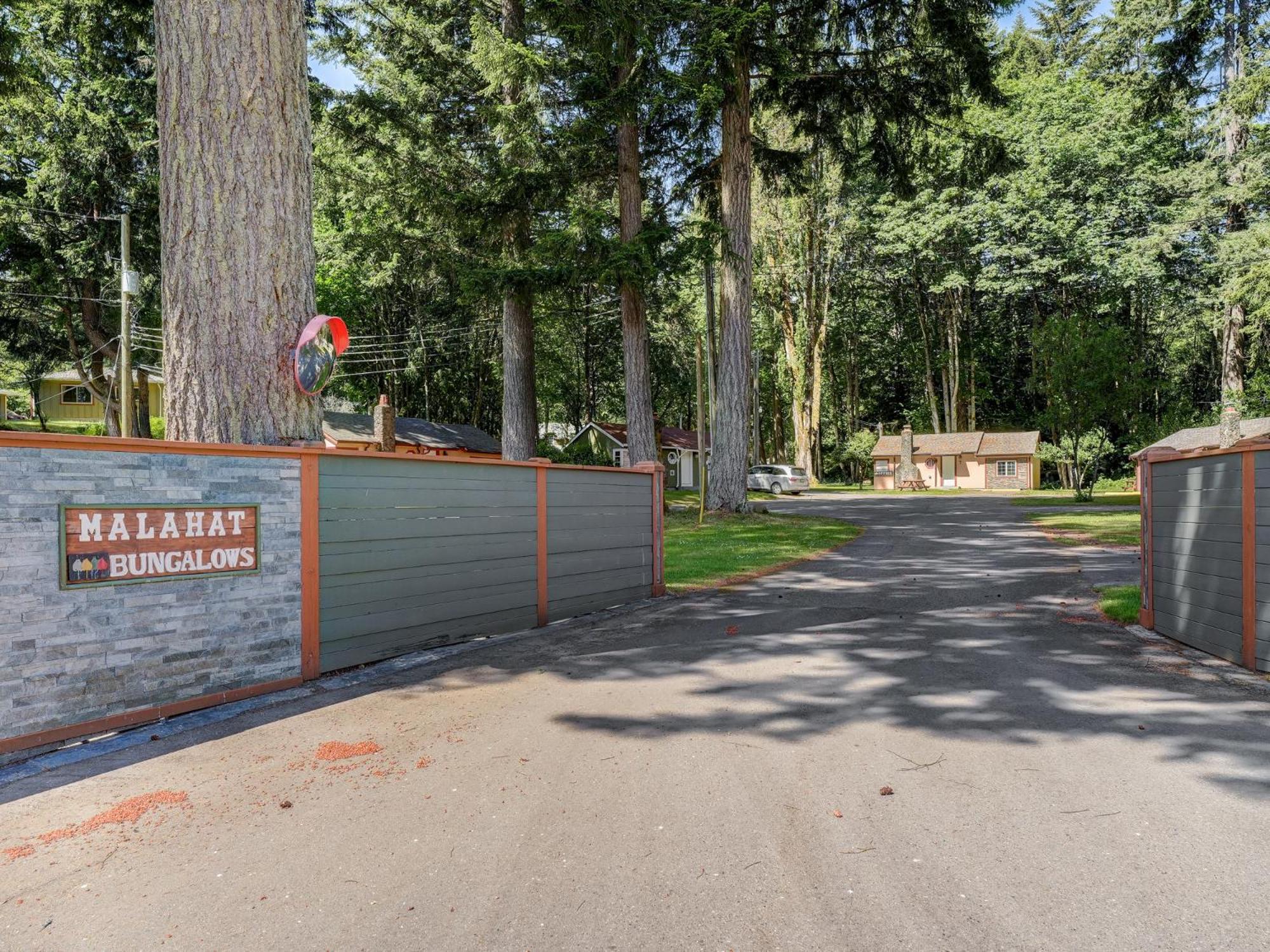 马拉哈特简易别墅汽车旅馆 Malahat 外观 照片